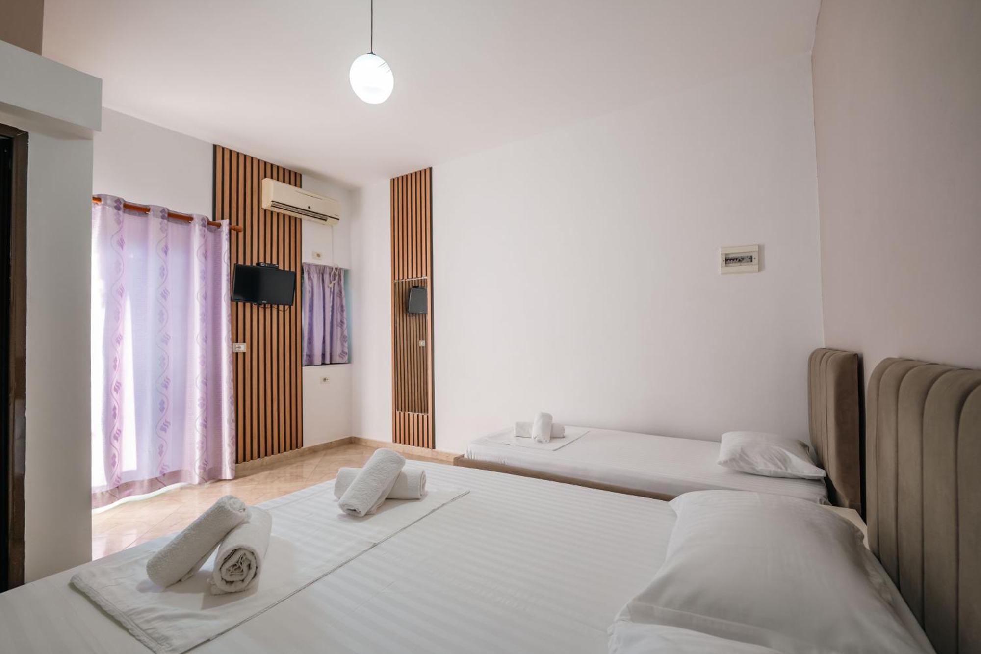 Apartment Flower Garden Ksamil